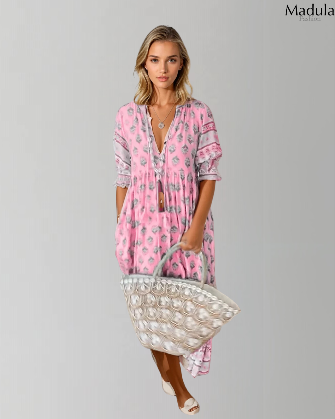 Sundra Robe