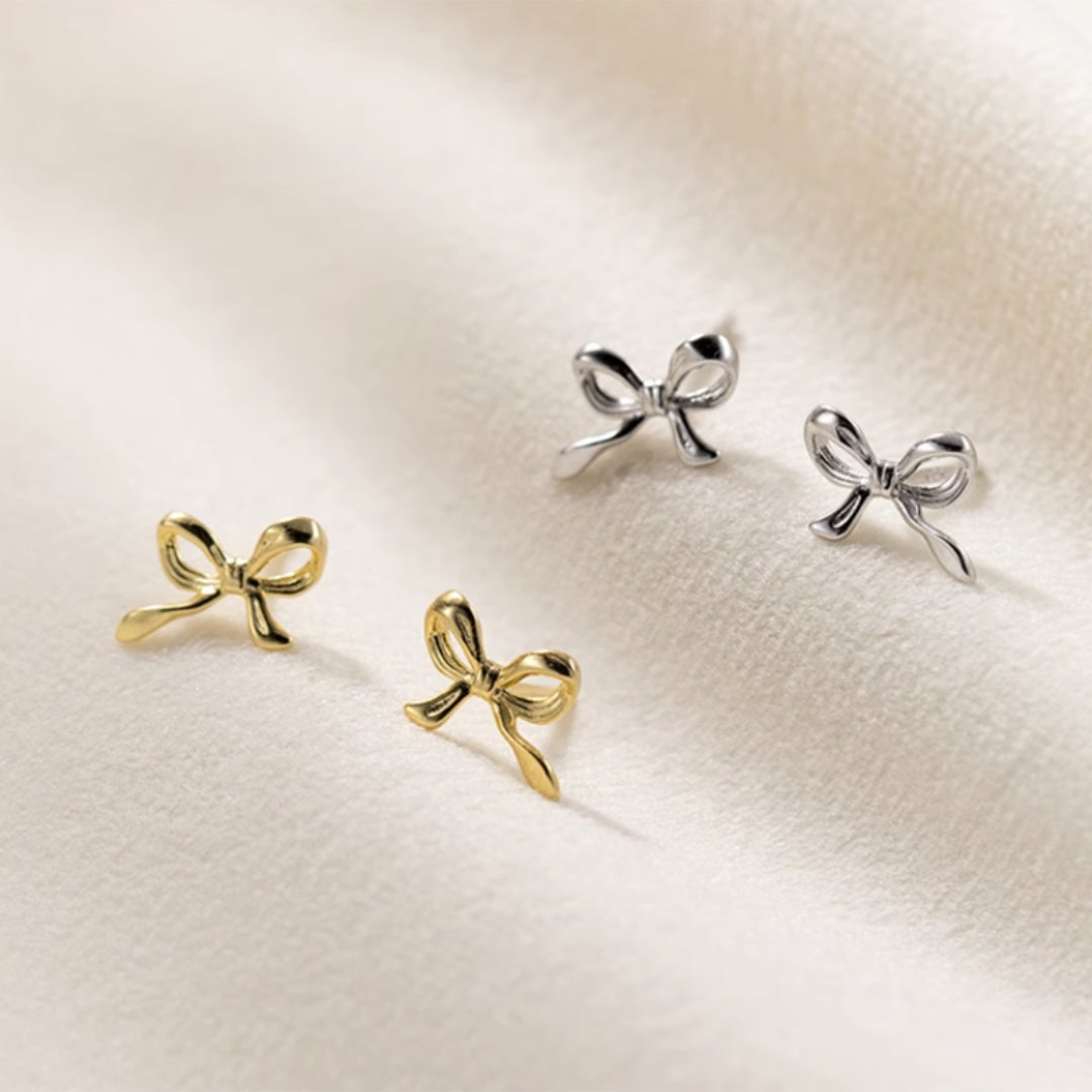 Lyria Bow Studs