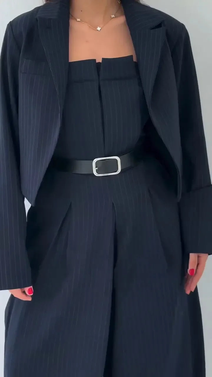 Nove Flow Suit