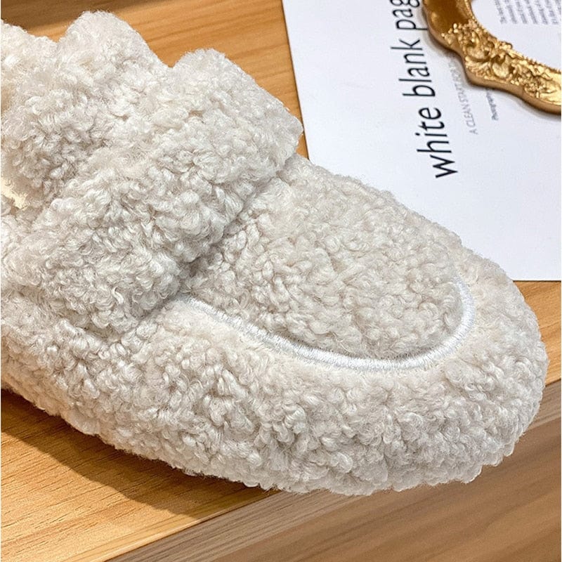 FluffyHaven Moccasiner