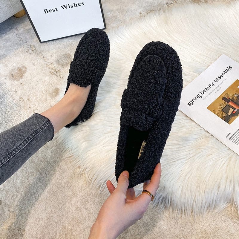 FluffyHaven Moccasiner