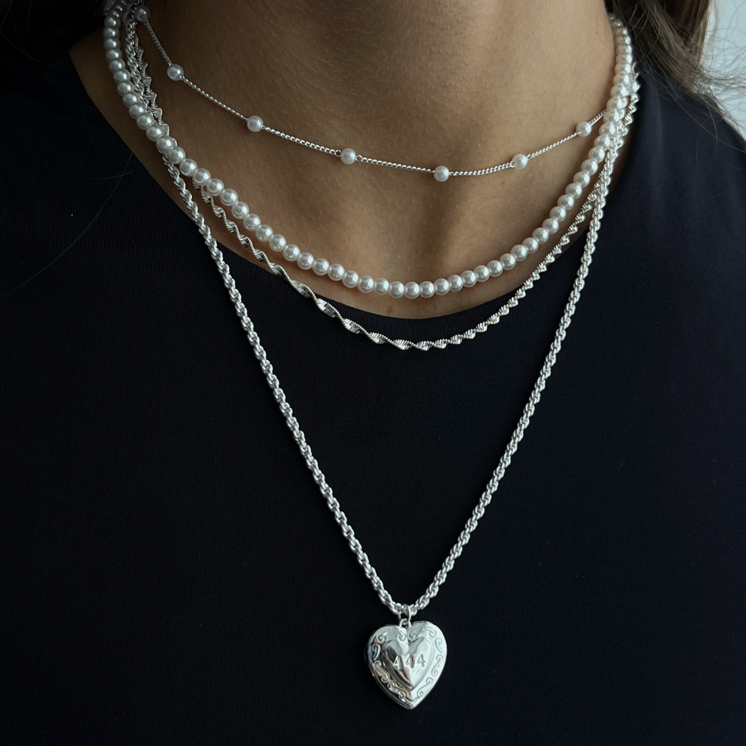 Celeste Pearl Necklace
